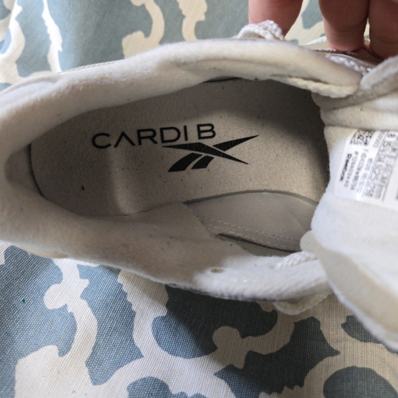 Reebok Club C Cardi B Sneakers Shoes Chalk White H01012 Women’s Size US 8 - Picture 7 of 9